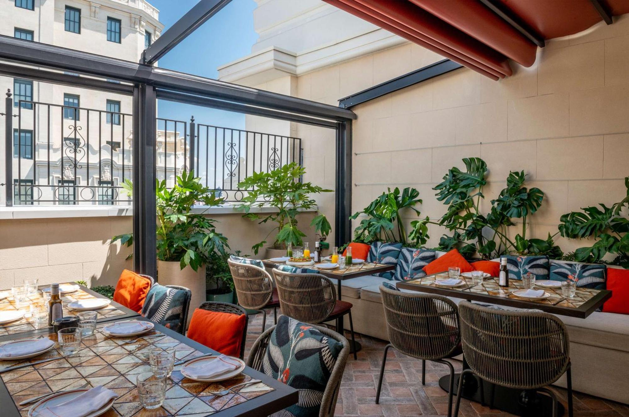 Hotel Montera Madrid, Curio Collection By Hilton エクステリア 写真