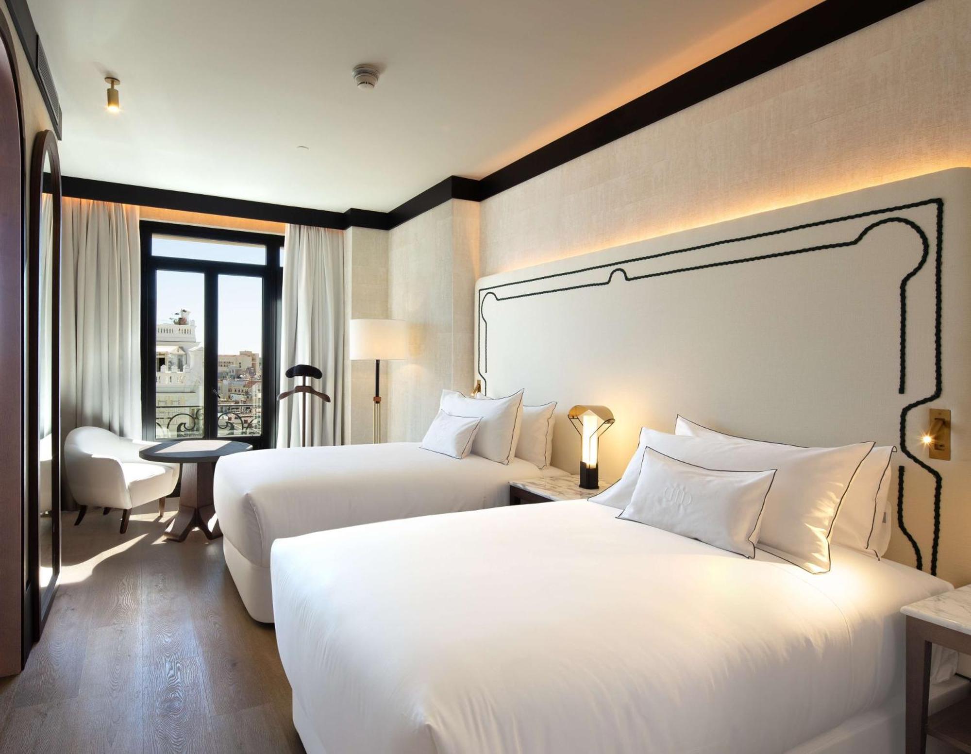Hotel Montera Madrid, Curio Collection By Hilton エクステリア 写真